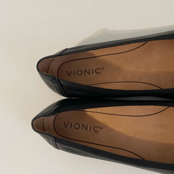 Vionic Caroll Ballet Flats Black Leather Round Toe Slip On Women's Size 7 - Picture 9 of 10